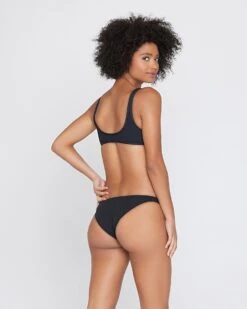 Ribbed Camacho Bikini Bottom -Meer Traum Geschaft 5795997 ROBBIE CAMACHO BLK V 4 48bcfb62 b008 44f6 a9d2 e001c0ce9d5e