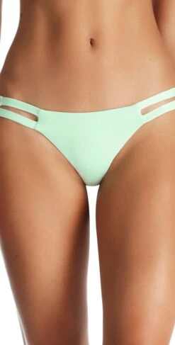 Vitamin A Neutra EcoLux Bikini Bottom In Glacier 8 Vitamin A Neutra EcoLux Bikini Bottom In Glacier -Meer Traum Geschaft glacier40T 42B GLE 008 bottom detail2